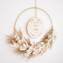 Lade das Bild in den Galerie-Viewer, Türkranz "Hochzeit" inkl. Trockenblumen