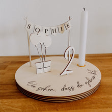 Lade das Bild in den Galerie-Viewer, Geburtstagsteller (personalisiert)