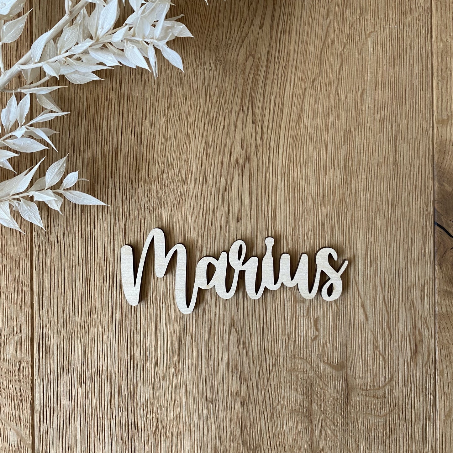 Platzkarte aus Holz NAMEN (personalisiert)